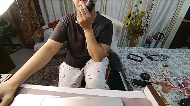 Snapshot of mahimagicdoll_DESI chatting on September 12, 2025, 11:43 am mahimagicdoll DESI online show from September 12, 2025, 11:43 am