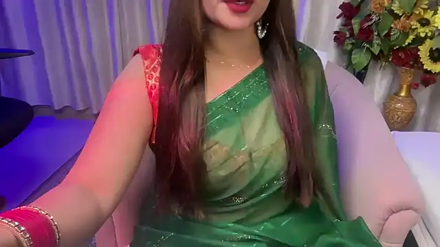 Snapshot of mahimagicdoll_DESI chatting on February 26, 2025, 3:32 pm mahimagicdoll DESI online show from February 26, 2025, 3:32 pm