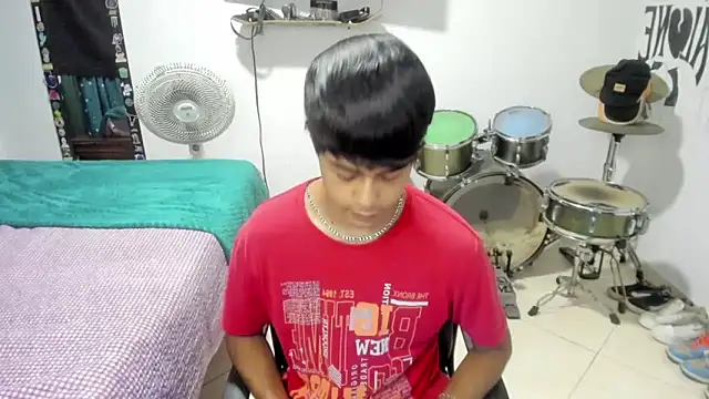 Snapshot of Zack_falcon chatting on March 5, 2026, 2:52 am Zack falcon online show from March 5, 2026, 2:52 am