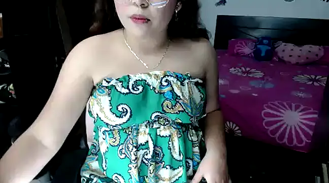 Snapshot of Hana___ chatting on February 17, 2025, 5:44 pm Hana online show from February 17, 2025, 5:44 pm