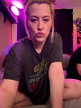 Snapshot of Mallorykoxx69 chatting on November 20, 2025, 6:19 pm Mallorykoxx69 online show from November 20, 2025, 6:19 pm