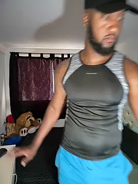 Snapshot of blackdrey18 chatting on April 15, 2026, 1:15 pm blackdrey18 online show from April 15, 2026, 1:15 pm