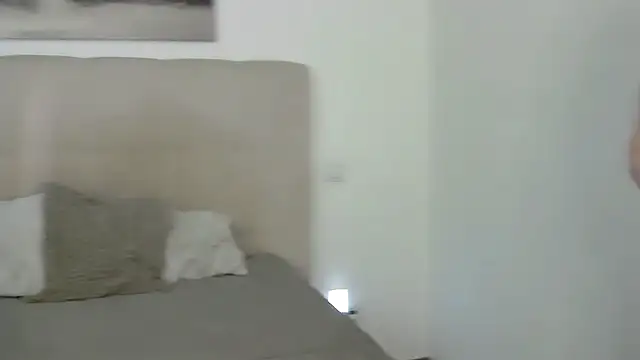 PetersEmily online show from March 14, 2025, 12:43 am