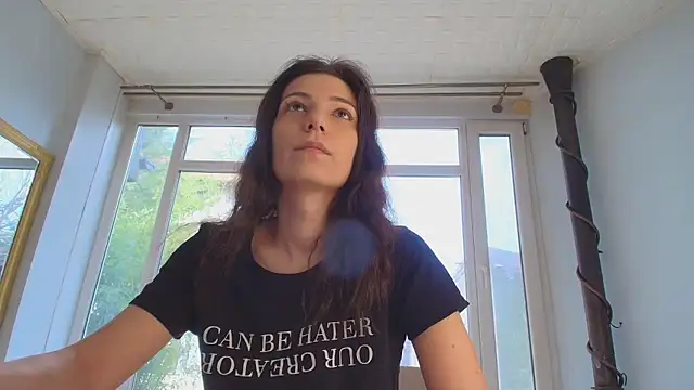 Snapshot of Anna_Lewis chatting on March 25, 2026, 7:41 am Anna Lewis online show from March 25, 2026, 7:41 am