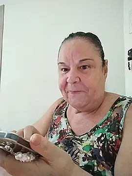 Snapshot of Yaya_Mineira chatting on April 23, 2026, 12:11 pm Yaya Mineira online show from April 23, 2026, 12:11 pm
