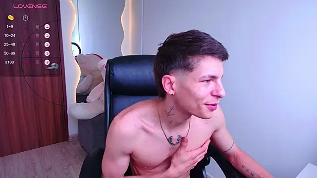 Snapshot of harrisoncuper chatting on December 27, 2024, 9:11 pm harrisoncuper online show from December 27, 2024, 9:11 pm