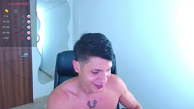 Snapshot of harrisoncuper chatting on February 20, 2026, 10:22 pm harrisoncuper online show from February 20, 2026, 10:22 pm