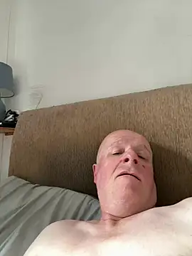 Snapshot of locallad88 chatting on July 21, 2026, 2:29 pm locallad88 online show from July 21, 2026, 2:29 pm