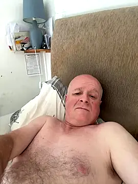 locallad88 online show from September 11, 2025, 3:56 pm