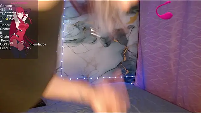 Snapshot of naugtyqueen chatting on April 15, 2026, 1:11 am naugtyqueen online show from April 15, 2026, 1:11 am