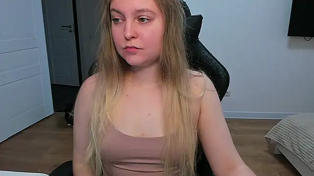 Snapshot of stacy_miracle chatting on November 18, 2025, 10:29 am stacy miracle online show from November 18, 2025, 10:29 am