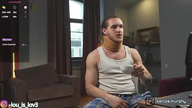 Snapshot of Louis_Karlos chatting on November 9, 2025, 9:57 am Louis Karlos online show from November 9, 2025, 9:57 am