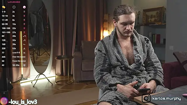 Snapshot of Louis_Karlos chatting on November 19, 2025, 4:45 am Louis Karlos online show from November 19, 2025, 4:45 am