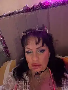 Snapshot of Lolaley2 chatting on December 20, 2025, 12:08 pm Lolaley2 online show from December 20, 2025, 12:08 pm