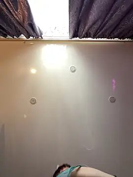 Snapshot of Lolaley2 chatting on February 18, 2026, 9:50 am Lolaley2 online show from February 18, 2026, 9:50 am