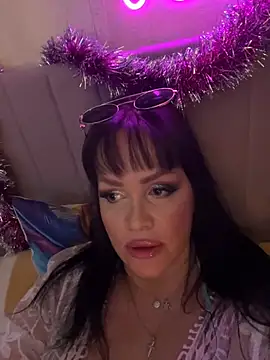 Snapshot of Lolaley2 chatting on January 11, 2026, 12:23 pm Lolaley2 online show from January 11, 2026, 12:23 pm