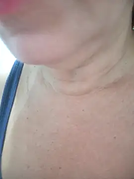 Snapshot of CASADASIGILO2 chatting on May 9, 2026, 3:21 am CASADASIGILO2 online show from May 9, 2026, 3:21 am