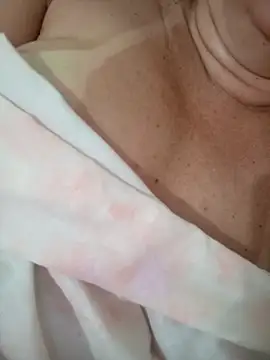 CASADASIGILO2 online show from November 3, 2025, 5:12 am