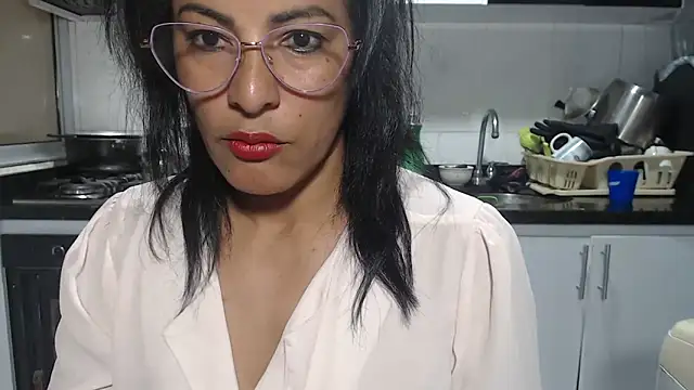 Snapshot of kateleyagrey chatting on May 4, 2026, 7:17 pm kateleyagrey online show from May 4, 2026, 7:17 pm