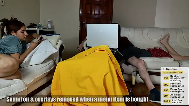 Snapshot of f4p_top chatting on October 7, 2025, 8:54 pm f4p top online show from October 7, 2025, 8:54 pm