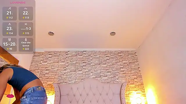 Snapshot of Lucia-sex chatting on March 14, 2025, 8:38 pm Lucia-sex online show from March 14, 2025, 8:38 pm