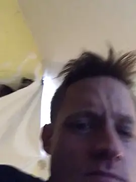 Snapshot of londonfuckwhore1 chatting on February 25, 2025, 11:10 am londonfuckwhore1 online show from February 25, 2025, 11:10 am