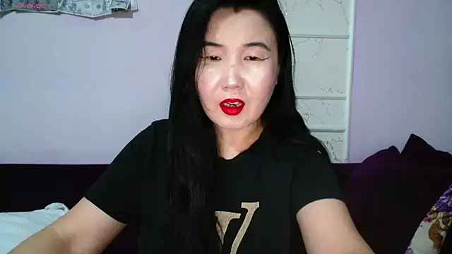 Snapshot of Bet_Lu chatting on November 28, 2025, 6:19 pm Bet Lu online show from November 28, 2025, 6:19 pm