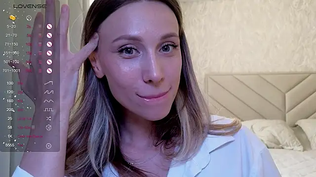 Snapshot of Alice_Wonders chatting on March 27, 2026, 8:59 am Alice Wonders online show from March 27, 2026, 8:59 am