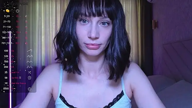 Snapshot of Alice_Wonders chatting on November 12, 2025, 6:17 am Alice Wonders online show from November 12, 2025, 6:17 am