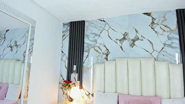 lulumars online show from March 21, 2025, 6:16 am