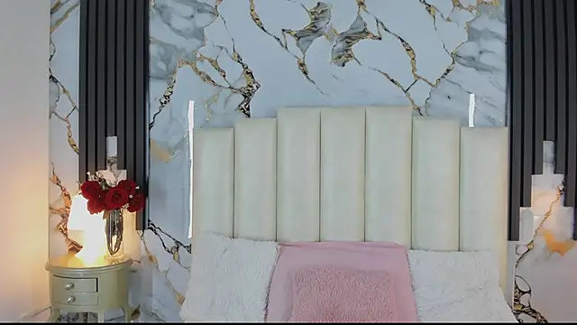 lulumars online show from April 15, 2026, 4:40 am