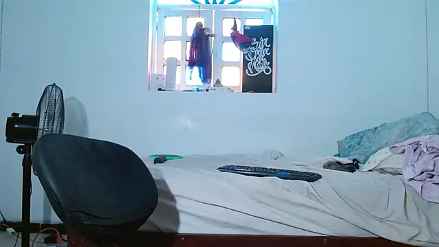 Snapshot of Tatted21xxx chatting on October 24, 2025, 1:43 pm Tatted21xxx online show from October 24, 2025, 1:43 pm