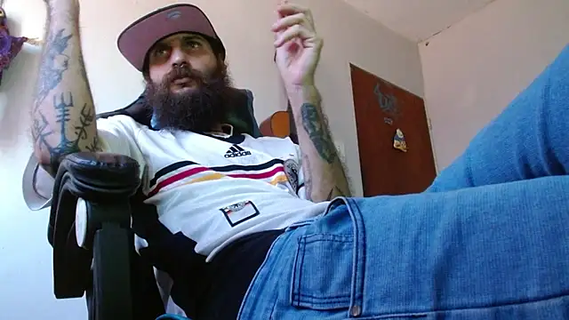 Snapshot of Tatted21xxx chatting on June 13, 2026, 7:56 pm Tatted21xxx online show from June 13, 2026, 7:56 pm