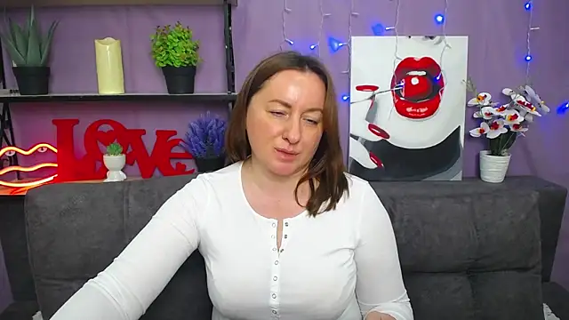 Snapshot of Abby_Taylorr chatting on March 12, 2025, 4:24 pm Abby Taylorr online show from March 12, 2025, 4:24 pm