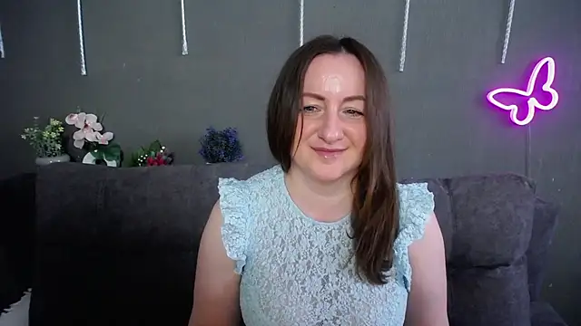 Abby Taylorr online show from May 3, 2026, 6:18 am