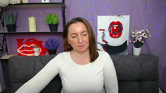 Snapshot of Abby_Taylorr chatting on March 22, 2025, 1:30 pm Abby Taylorr online show from March 22, 2025, 1:30 pm