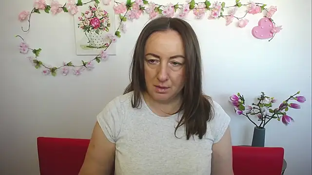 Snapshot of Abby_Taylorr chatting on September 11, 2025, 12:27 pm Abby Taylorr online show from September 11, 2025, 12:27 pm