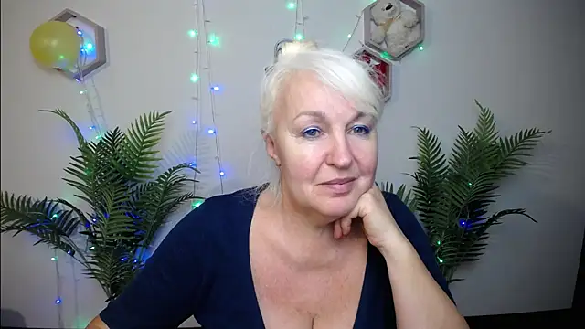 BlondyLeeBest online show from March 11, 2026, 7:19 pm