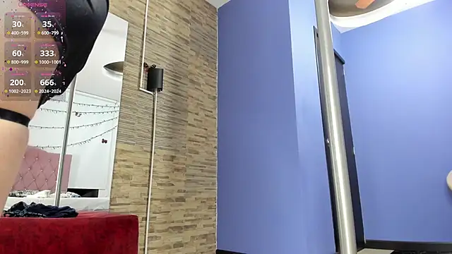 Snapshot of Lissa_Brow chatting on March 13, 2025, 3:00 am Lissa Brow online show from March 13, 2025, 3:00 am