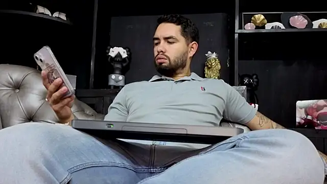 matteosantos online show from December 19, 2025, 11:56 am