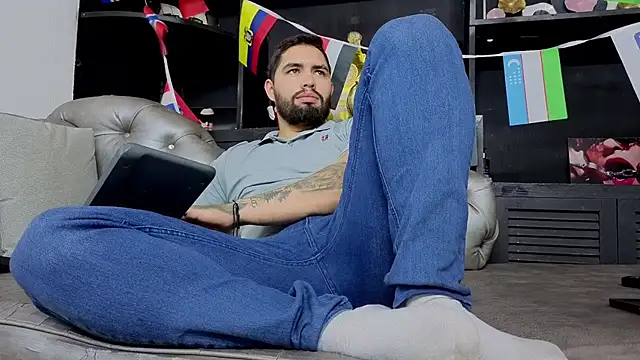 matteosantos online show from July 6, 2026, 3:03 pm