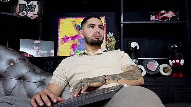 Snapshot of matteosantos chatting on September 28, 2025, 3:46 am matteosantos online show from September 28, 2025, 3:46 am