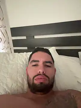 Snapshot of matteosantos chatting on November 19, 2025, 2:28 pm matteosantos online show from November 19, 2025, 2:28 pm