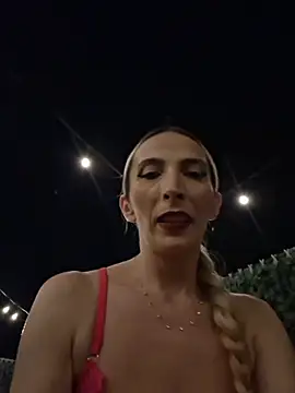 AlexaBarnes online show from July 7, 2026, 7:17 pm