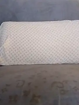 Snapshot of LoGaNfree88 chatting on December 5, 2025, 2:10 am LoGaNfree88 online show from December 5, 2025, 2:10 am