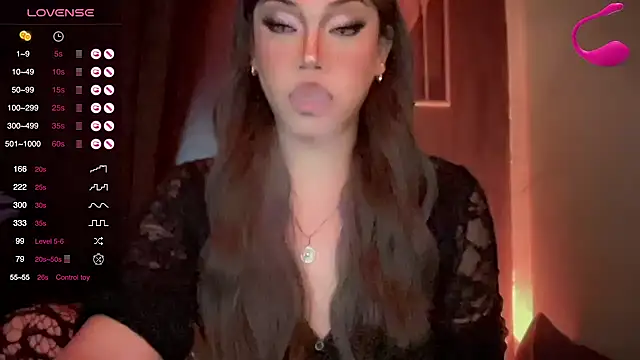 Snapshot of madam_agnes1 chatting on October 24, 2025, 3:00 pm madam agnes1 online show from October 24, 2025, 3:00 pm