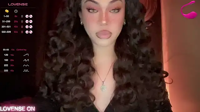 Snapshot of madam_agnes1 chatting on December 20, 2025, 7:06 pm madam agnes1 online show from December 20, 2025, 7:06 pm