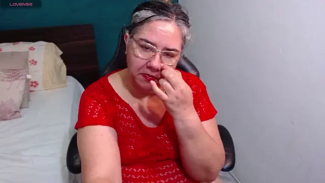 scaelettdubois online show from March 8, 2026, 2:04 am