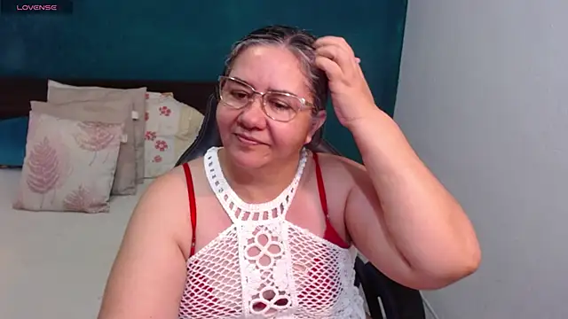 Snapshot of scaelettdubois chatting on May 29, 2026, 1:22 am scaelettdubois online show from May 29, 2026, 1:22 am