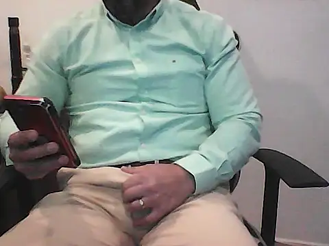 Snapshot of Kalel17073 chatting on July 27, 2026, 7:10 pm Kalel17073 online show from July 27, 2026, 7:10 pm
